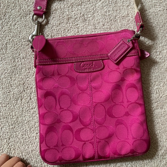 Coach Crossbody Bag - Picture 2 of 4